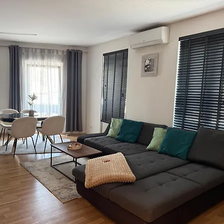 Moderne 2-zimmer Mit Klima & Parkplatz In * Štýrský Hradec